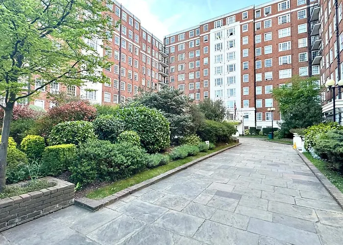 3 Bedroom Apartment Edgware Road